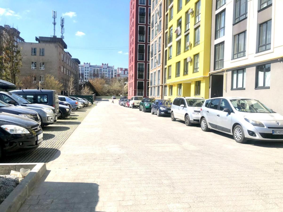 Osapart Beautiful Apartment In A Complex Semycvit Lviv Bagian luar foto